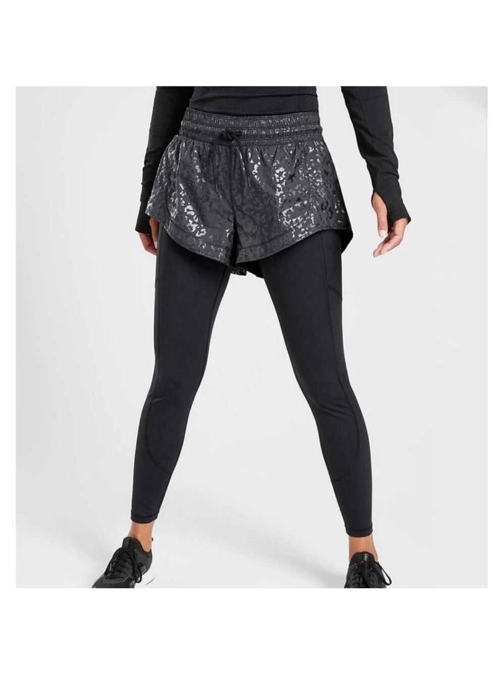 ATHLETA NWT black rainier 2 In 1 performance tights M